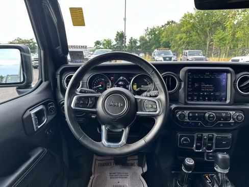 Used 2023 Jeep Wrangler Unlimited Sahara w/ Cold Weather Group AWD/4WD image 21