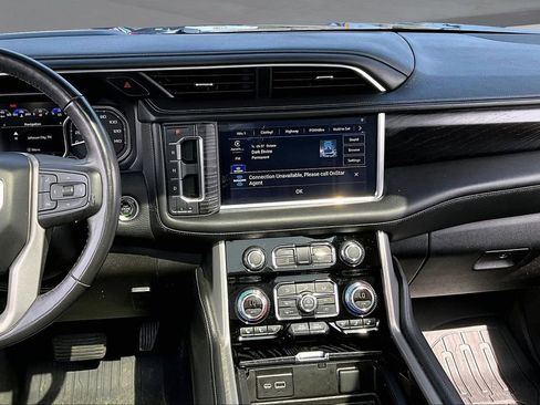 Used 2021 GMC Yukon Denali w/ Denali Premium Package image 6