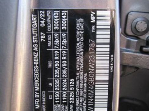 Used 2022 Mercedes-Benz GLB 250 w/ Premium Package Lite image 62