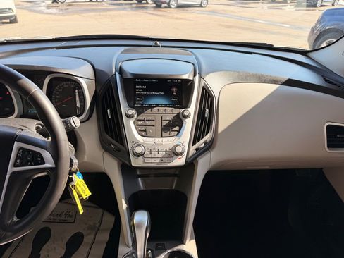 Used 2015 Chevrolet Equinox LT w/ Driver Convenience Package image 23