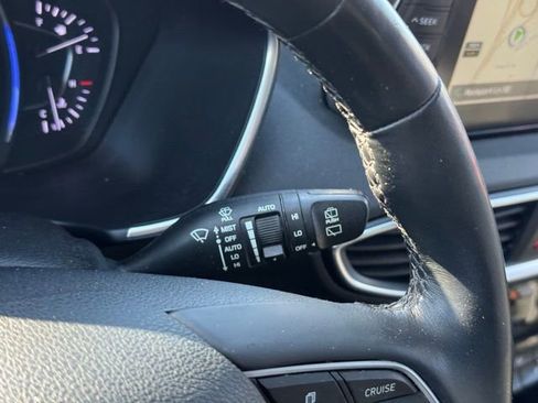 Used 2020 Hyundai Santa Fe Limited image 29