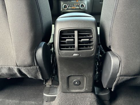 Used 2024 Ford Escape Active FWD image 17
