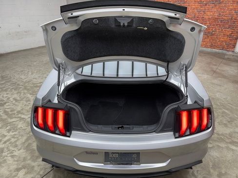 Certified 2018 Ford Mustang Coupe image 22