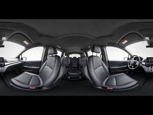 Used 2024 Honda Odyssey Sport image 15