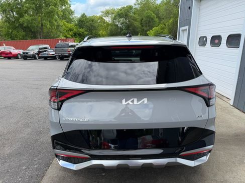 Used 2023 Kia Sportage SX AWD/4WD image 5