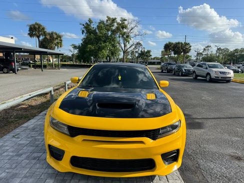 Used 2020 Dodge Charger Scat Pack image 2
