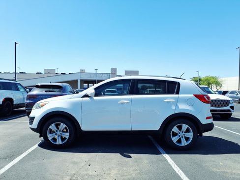 Used 2013 Kia Sportage LX w/ Convenience Pkg FWD image 3