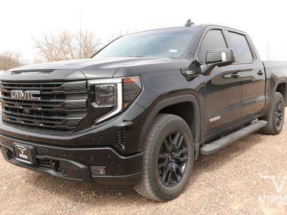 Used 2024 GMC Sierra 1500 Elevation w/ Elevation Premium Package