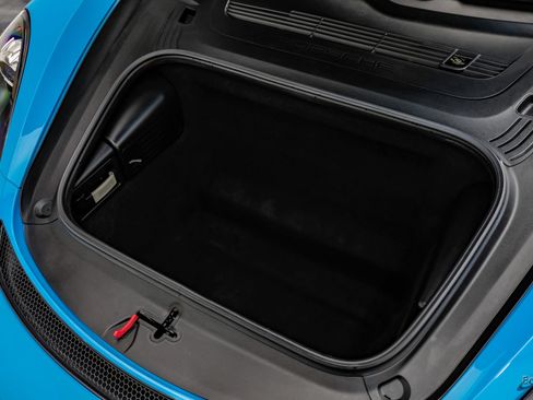Used 2020 Porsche 718 Cayman GT4 RWD image 99