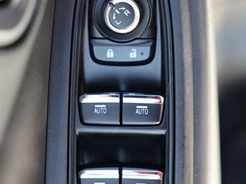 Certified 2022 Subaru Forester Limited w/ Popular Package #2 image 16