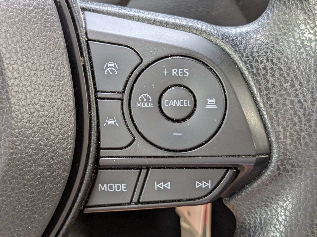 Certified 2025 Toyota Corolla LE FWD image 23