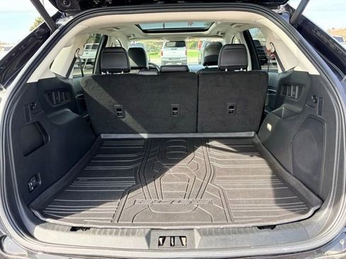 Used 2024 Ford Edge Titanium w/ Equipment Group 301A AWD/4WD image 18
