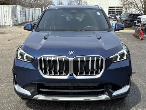 Used 2025 BMW X1 xDrive28i w/ Premium Package image 2