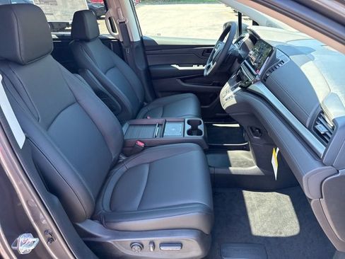 New 2026 Honda Odyssey EX-L image 11