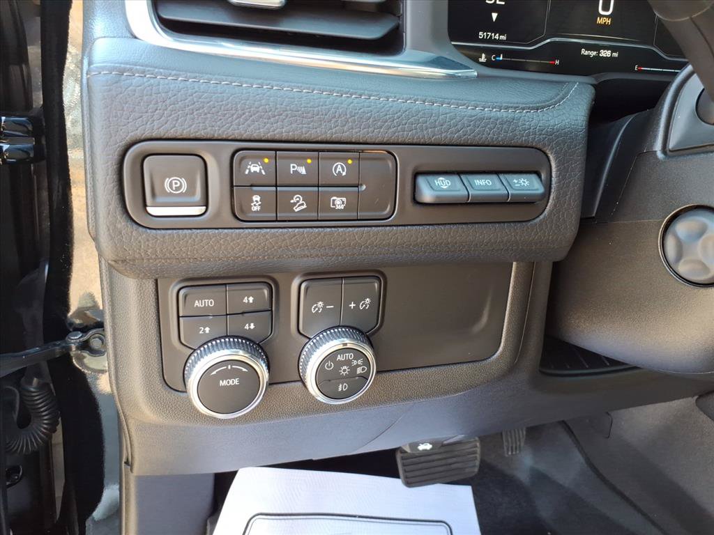 Used 2023 GMC Yukon Denali AWD/4WD image 16