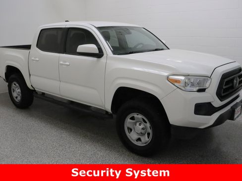 Used 2021 Toyota Tacoma SR w/ SR Convenience Package image 4