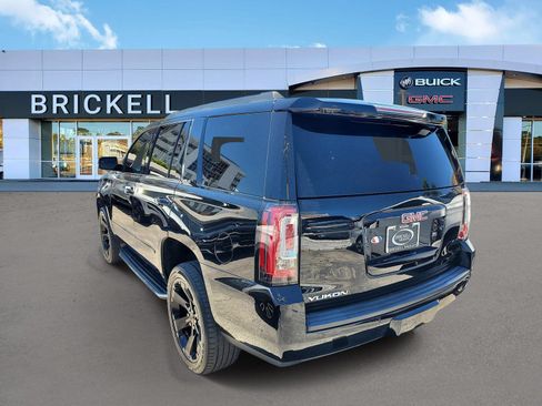 Used 2017 GMC Yukon SLE w/ Convenience Package AWD/4WD image 4