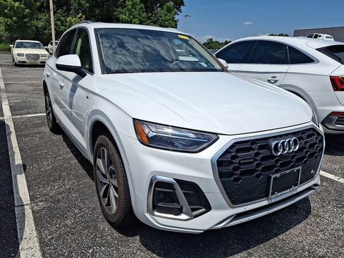 Certified 2023 Audi Q5 2.0T Premium Plus w/ Premium Plus Package AWD/4WD image 3