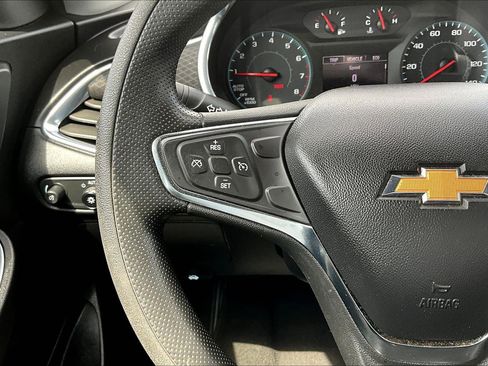 Certified 2021 Chevrolet Malibu LT image 9