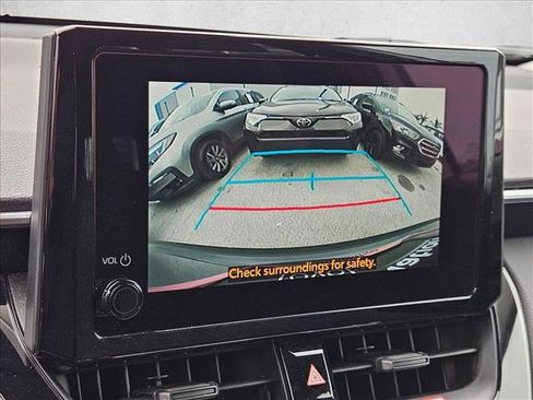 Used 2024 Toyota Corolla Cross LE w/ Moonroof Package FWD image 13