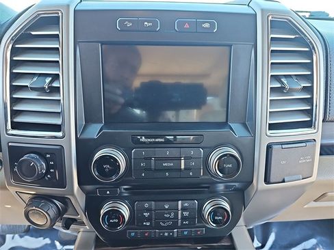 Used 2016 Ford F150 Lariat w/ Equipment Group 502A Luxury image 19