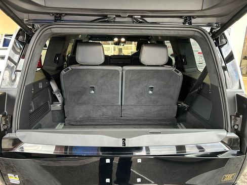 Used 2023 Rivian R1S Adventure AWD/4WD image 20