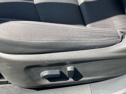 Used 2024 Nissan Altima 2.5 SV FWD image 19