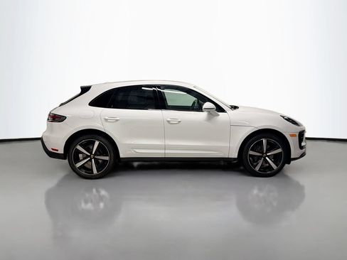 Used 2026 Porsche Macan AWD/4WD image 8