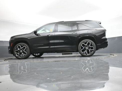 New 2026 Chevrolet Traverse High Country w/ LPO, Floor Liner Package image 11