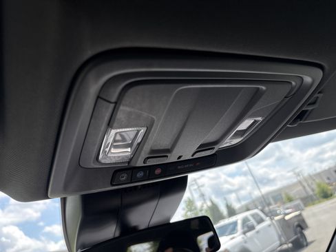 Used 2024 Chevrolet Silverado 1500 Custom Trail Boss w/ Turbomax Blackout Package AWD/4WD image 28
