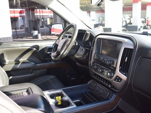 Used 2018 GMC Sierra 1500 Denali w/ Denali Ultimate Package image 16