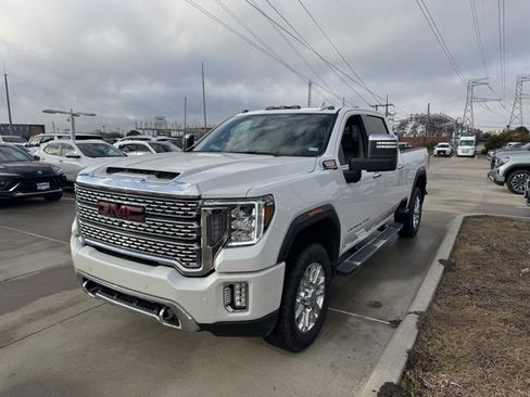 Used 2021 GMC Sierra 2500 Denali w/ Denali Ultimate Package image 2