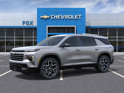 New 2026 Chevrolet Traverse High Country w/ LPO, Floor Liner Package image 2