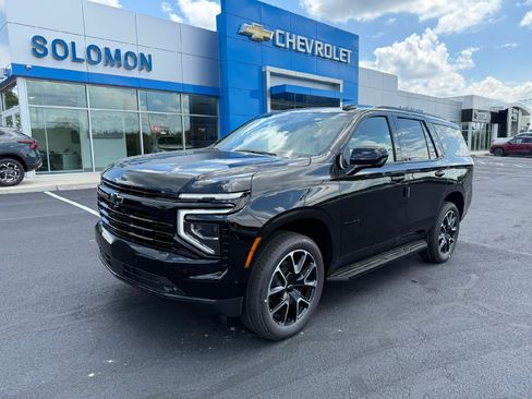 New 2026 Chevrolet Tahoe RST w/ Sun And Tow Package AWD/4WD image 1