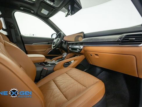 Used 2025 Kia Telluride SX Prestige X-Pro AWD/4WD image 42