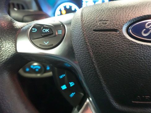 Certified 2022 Ford Transit Connect XL image 8