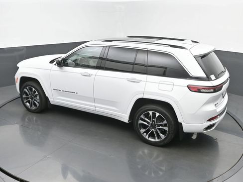 Used 2023 Jeep Grand Cherokee Overland image 40