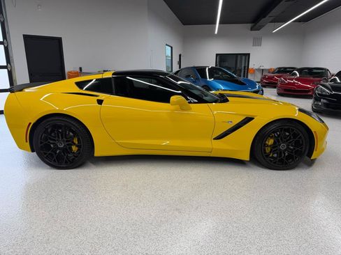 Used 2014 Chevrolet Corvette Stingray Coupe RWD image 17