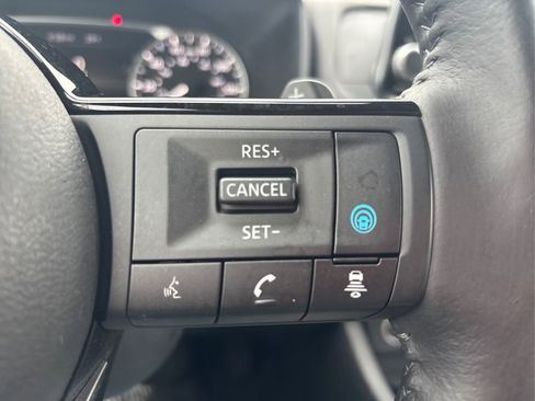 Used 2021 Nissan Rogue SV w/ Premium Package image 29