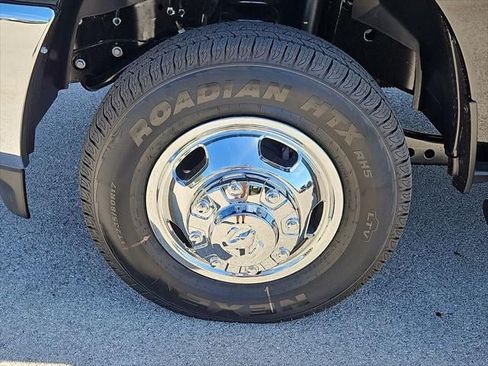 New 2026 RAM 3500 Tradesman AWD/4WD image 43
