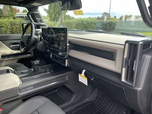 New 2026 GMC Hummer EV 4x4 Crew Cab image 37
