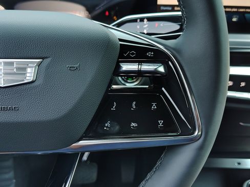 New 2025 Cadillac Lyriq Sport image 20