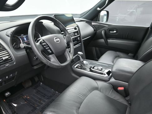 Used 2024 Nissan Armada SL w/ Midnight Edition Package image 12