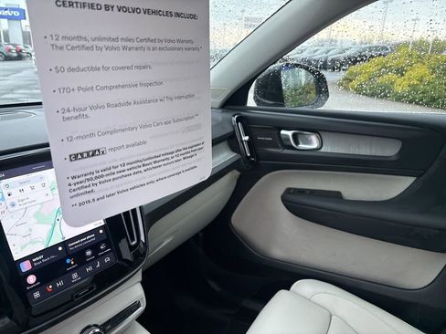 Certified 2023 Volvo XC40 B5 Plus w/ Driver Assist Package AWD/4WD image 32