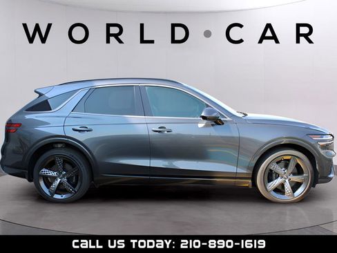 Used 2024 Genesis GV70 2.5T w/ Sport Prestige Package image 8