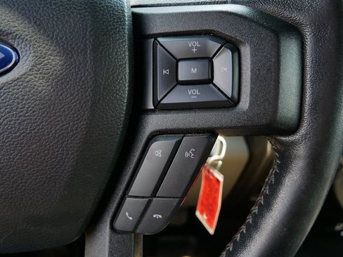 Used 2018 Ford F150 XLT w/ Equipment Group 302A Luxury AWD/4WD image 24