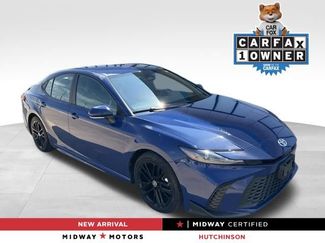 Used 2025 Toyota Camry SE FWD video 1