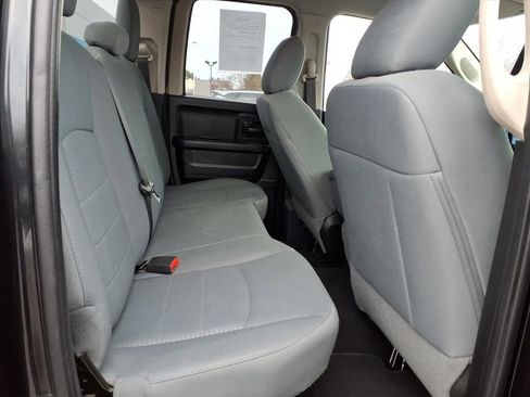 Used 2017 RAM 1500 ST w/ SXT Appearance Group image 12