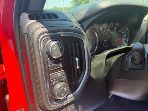 Used 2019 Chevrolet Silverado 1500 LT w/ All-Star Edition AWD/4WD image 24