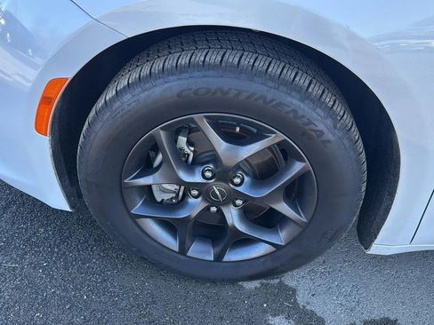 Used 2020 Chrysler Pacifica Touring w/ S Appearance Package image 26